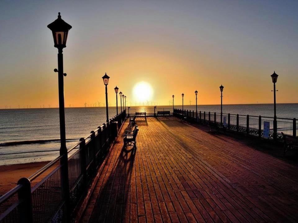 Beach Court Holiday Apartments Скегнесс Екстер'єр фото